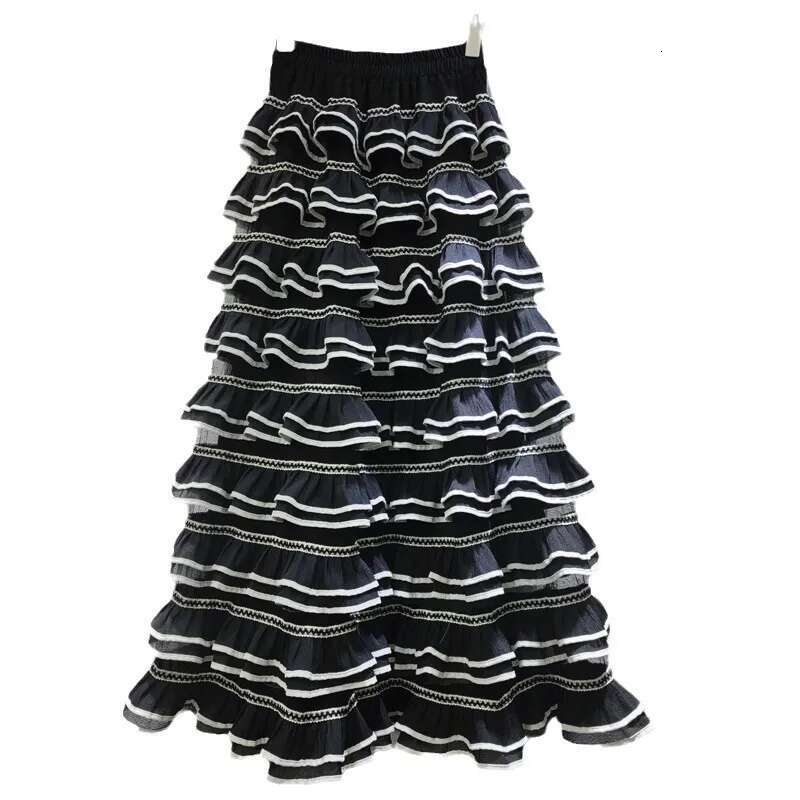 French Tierred Mesh Patchwork Cake Ruffled Edges Style Contrasting Color Sweet Temperament Women Skirt 2025 Spring 16O4194
