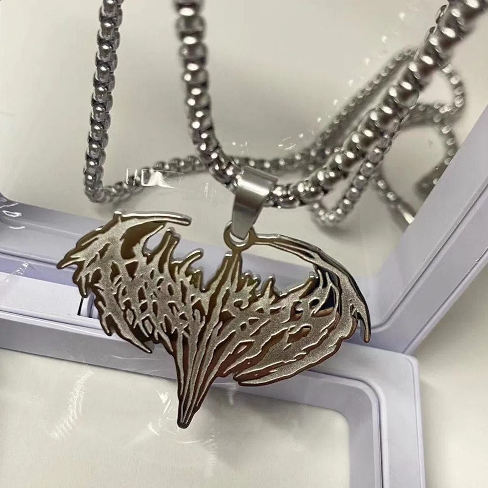 Steel Hip Hop Personality Item Pendant Chain European and American Fashion High Quality Necklace Hoodie Accessories 250228