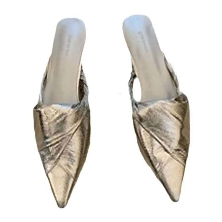 Fashion Pointed Toe Slippers Women Slip On Mule Flat Heels Causal Outsides Slides Elegant Pleated Shoes Brand Sandal Gold