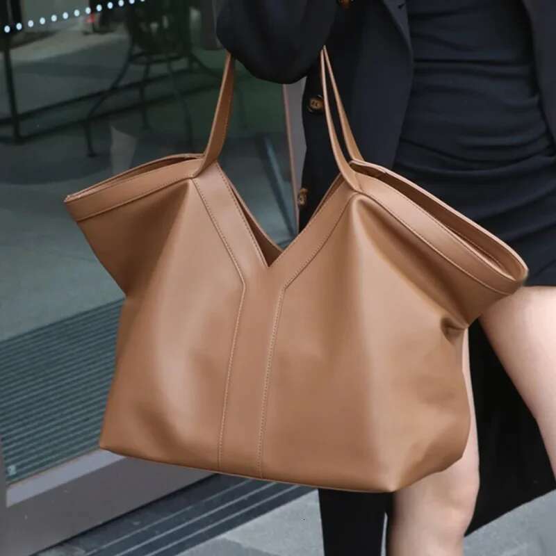 Genuine Leather Tote Bag, Big Handbags: Women's Simple Fashion Tote, Designer Shoulder Bag hot with Large Capacity for Daily Use