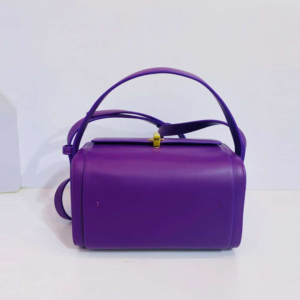 Box Small Boston Designer Handbags For Women 2023 New Fashion Square Lock Decoration Shoulder Crossbody Bag Purse