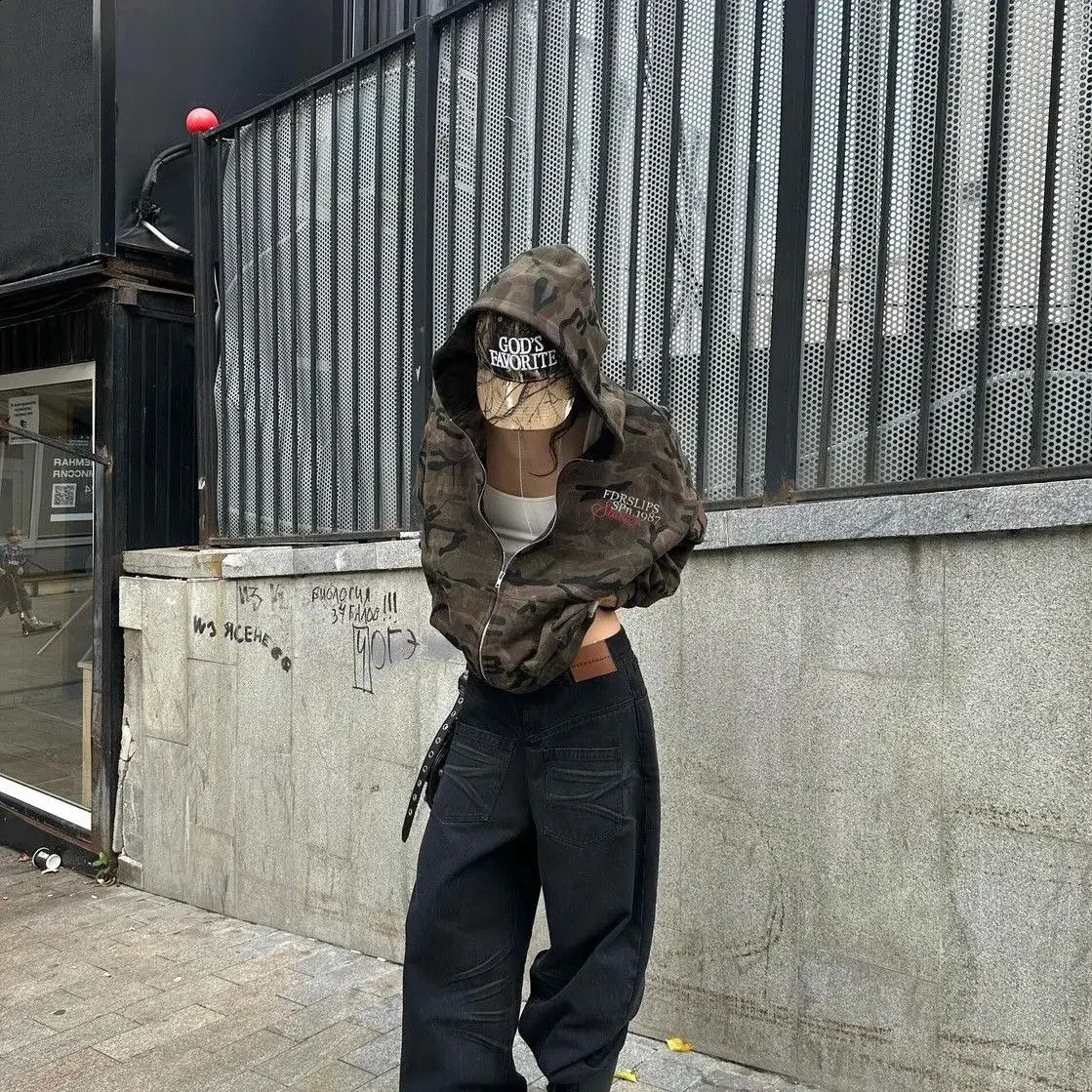 Retro High Street Hooded Camouflage Jacket Female Retro American Loose Plus Velvet Couple Zipper Jacket Y2K Sports Jacket 250228