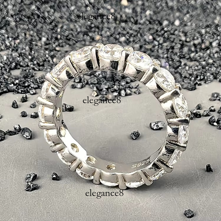 Classic boutique jewelry pure sier VVS Moissanite eternal ring, suitable for women's weddings and engagements