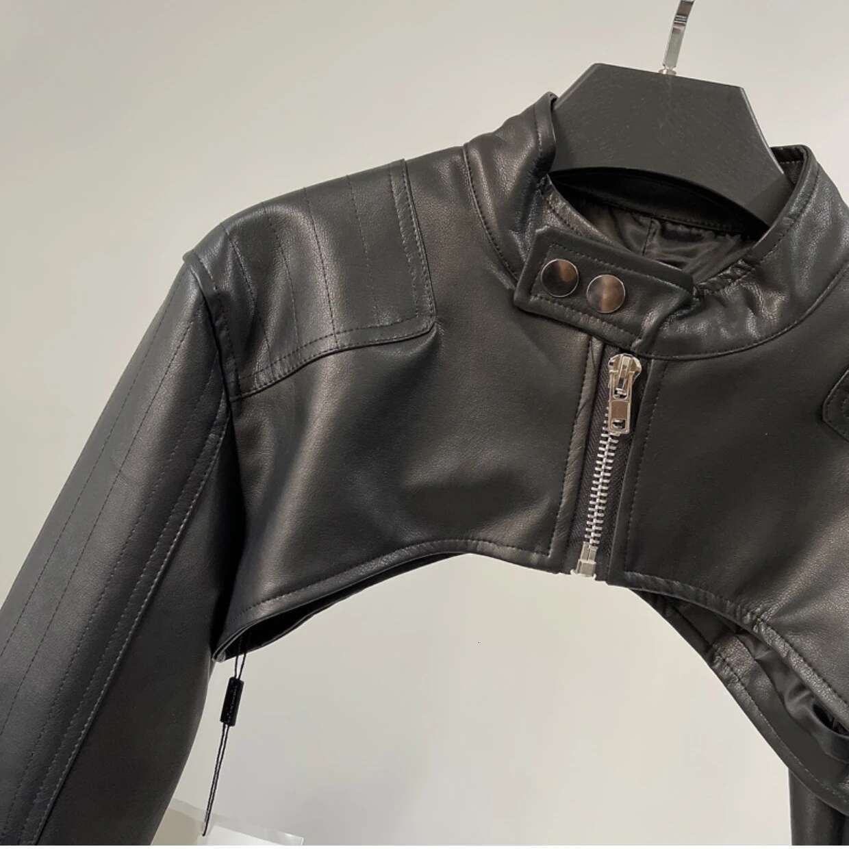 PU Chic Vintage Black Faux Leather Zipper Zip Up Coat Biker Jacket Girls Smock Top Women High Street Bella Outfits