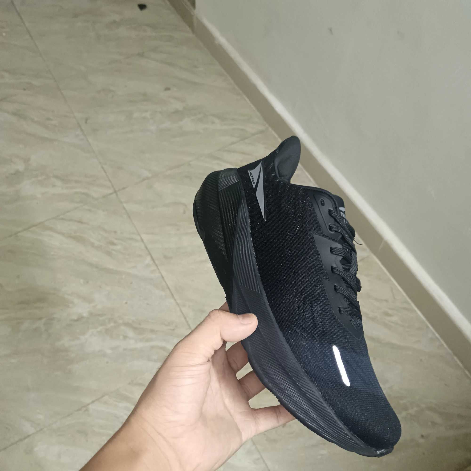Road Running Shoes Mens Air Cushion Outdoor Sports Shoes Mens Trainers Jogging Shoes Wens Shoes Z250304