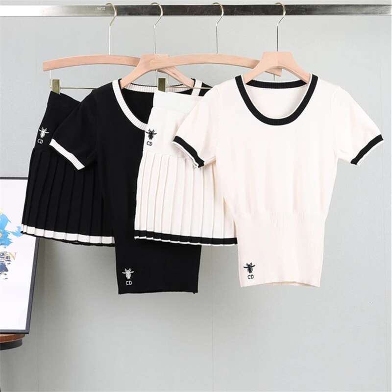 2025 Summer New Women's Fashion Elegant Versatile Knitted Short Sleeve Top+Mini Skirt 2-piece Set Designer Trend5