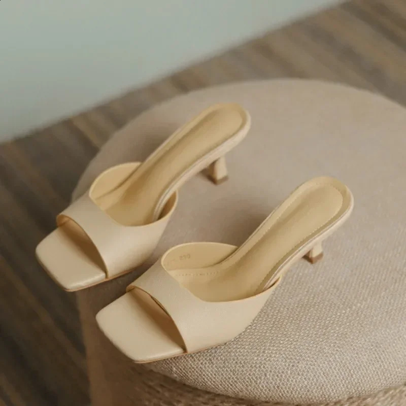 Genuine Leather French Slim Heel Slippers for Womens Summer Fashionable Sandals Women Sweet Round Toe Slipper Ladies Shoes 250228