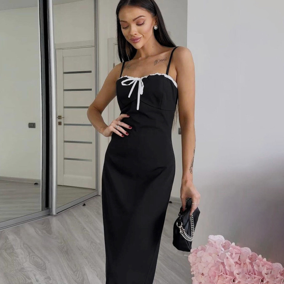 Hot Selling Women's Clothing New4 Summer New Product Fashionable Temperament Slim Fit Backless Camisole Dress For Women