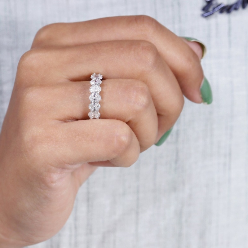 18K White Solid Gold 4.5*3.2mm Oval Cut Full Prong Set Stackable Ring For Women Lab Grown Diamond VCD HPHT Women Gold Ring