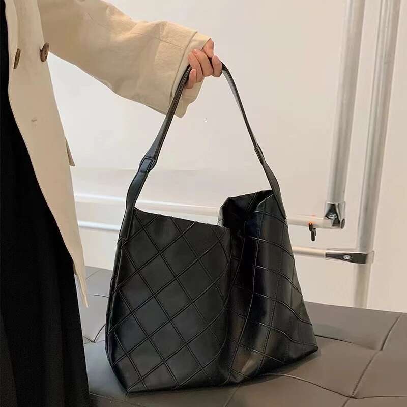 Classic Large Capacity Bags For Womens Designer Handbag Purse New In Vintage PU Embroidery Rhombus Underarm Shoulder