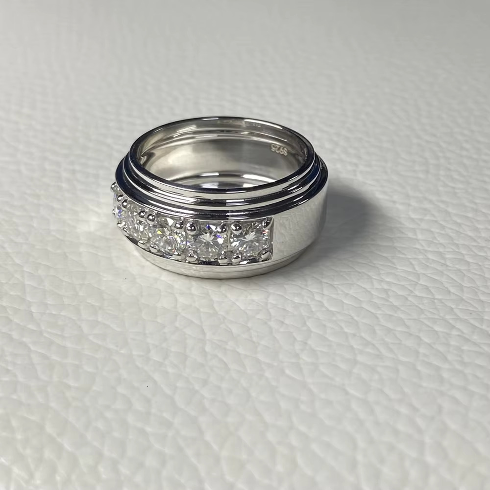Sier Laboratory Round Moissanite Men's Ring Anniversary Gift