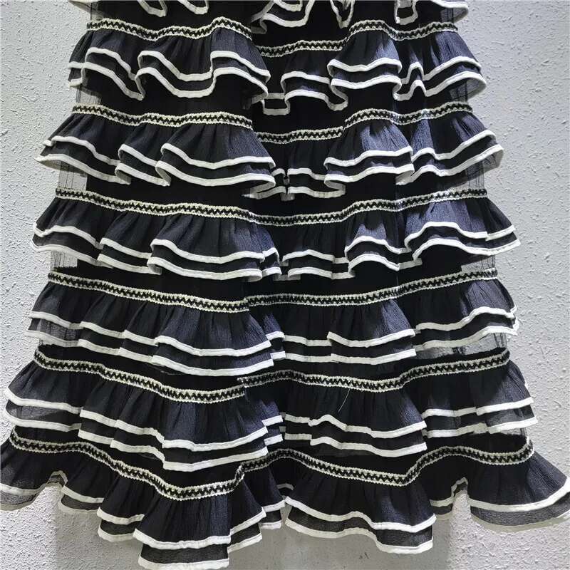 French Tierred Mesh Patchwork Cake Ruffled Edges Style Contrasting Color Sweet Temperament Women Skirt 2025 Spring 16O4194