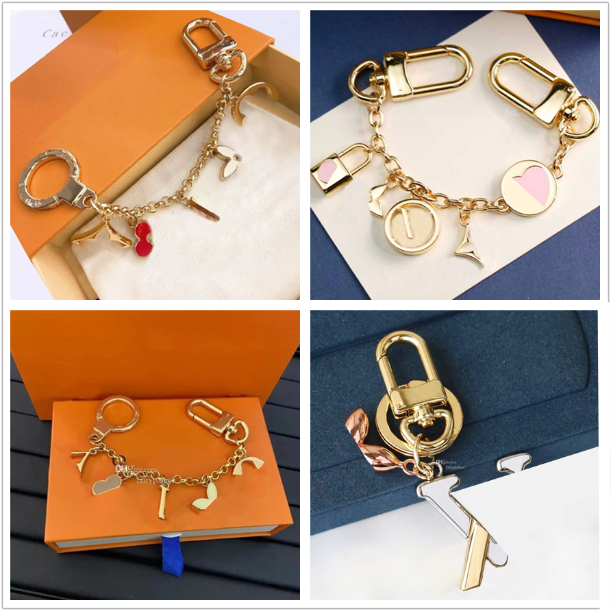 2025 High qualtiy brand Designer Keychain Fashion Purse Pendant Car Chain Charm Bag Keyring Trinket Gifts Accessories