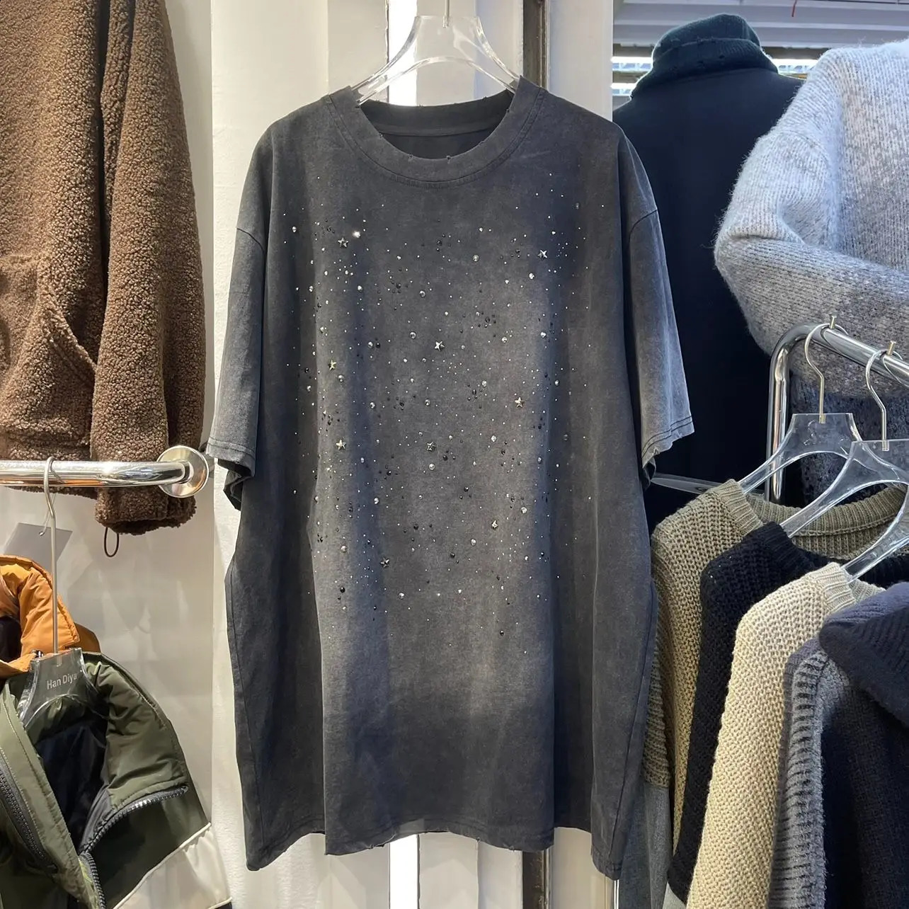 Oversized loose retro washed medium to long fashion heavy industry all diamond short sleeved mens and womens T-shirts 250225