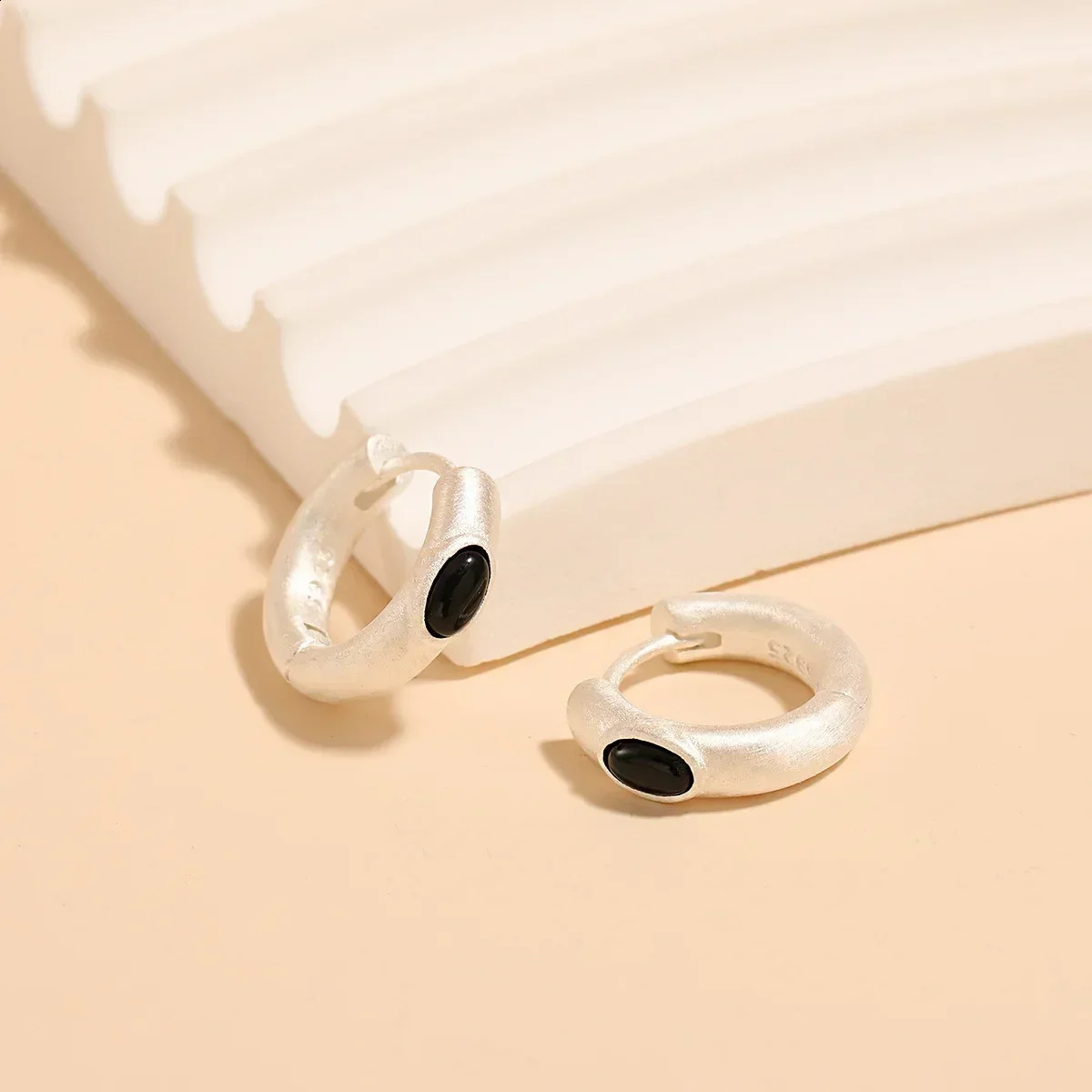 925 Sterling Silver Hoop Earrings with Chic and Simple Featuring Beautiful and Unique Black Agate Stones 250228