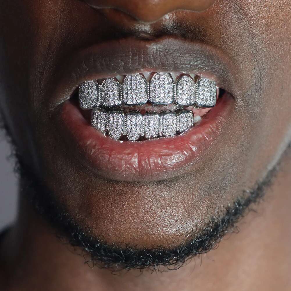 HipHop Iced Out Teeth Grillz Set For Men Women Bg Cubic Zircon Paved Top & Bottom Grills Tooth Caps Gold Plated Party Jewelry