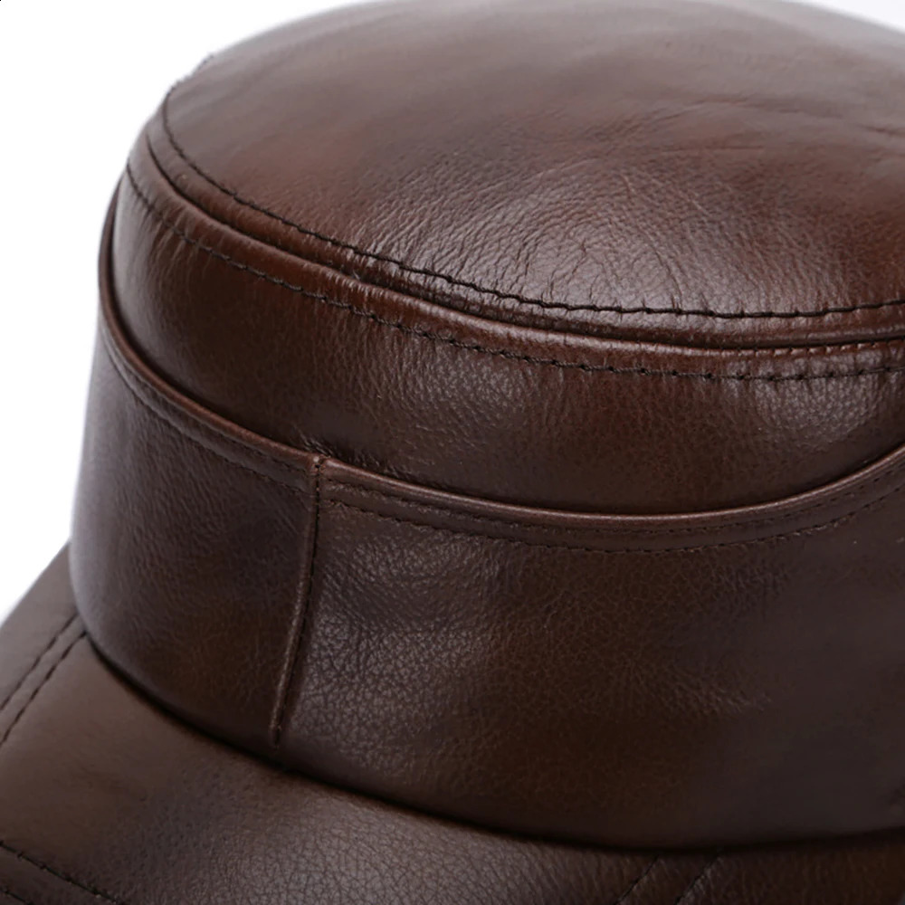 Cow Leather Flat Cap Earflap Cap Men Leather Hats Fall Winter men 100% Genuine Cowhide Leather Military Caps 250228