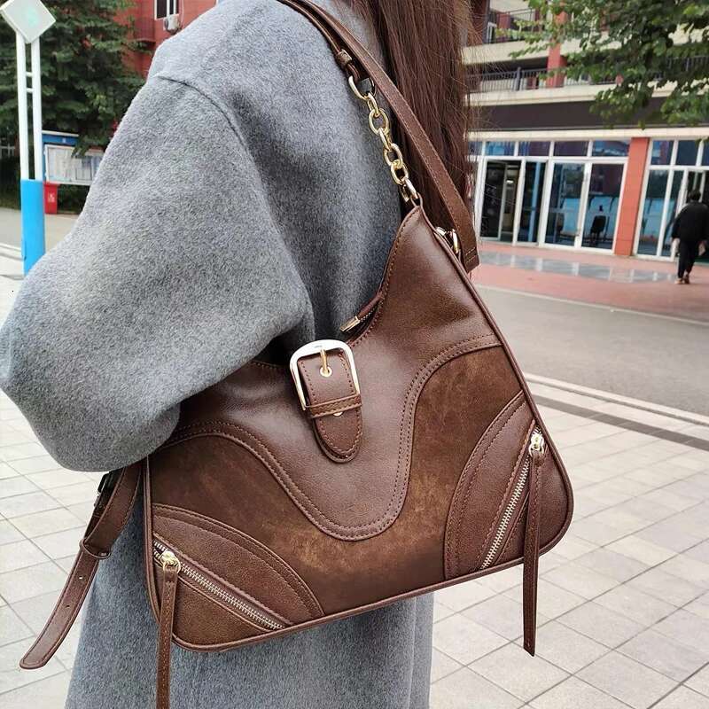 England Style Half Moon Bags For Womens Designer Handbags Purses New In PU Vintage Splicing Design Underarm Shoulder