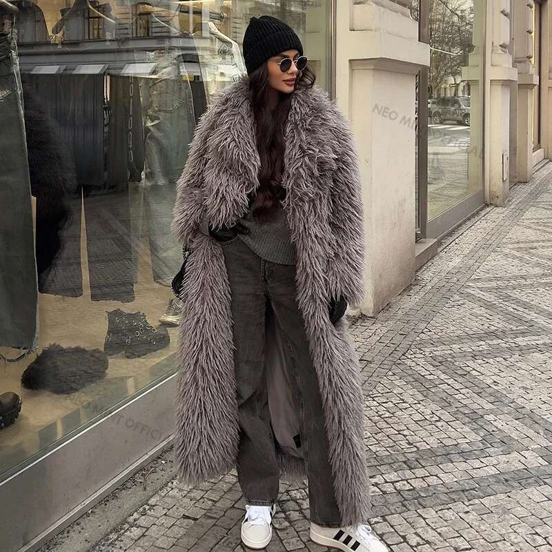 Neo Mint Extra Long Lamb Teddy Coat Women 2024 Winter Ladies Mob Wife Style Oversized Chunky Faux Fur Jacket Overcoat