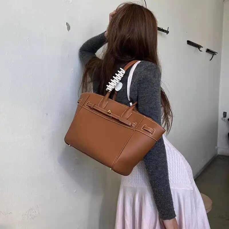 Fashion Large Capacity Women Shoulder Designer Lady Handbags Pu Leather Tote Commuter Bag Trend Bags Set