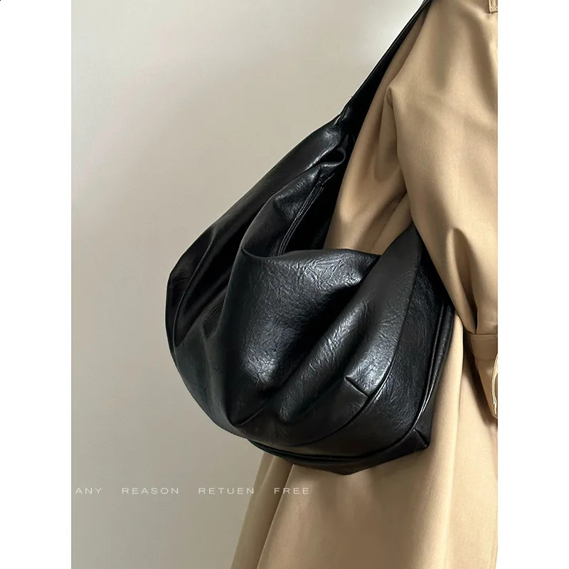 Dumpling Bag for Women 2024 Soft Leather Large Capacity Black Retro High-end Casual Single Shoulder Crossbody Tote Bag 250305