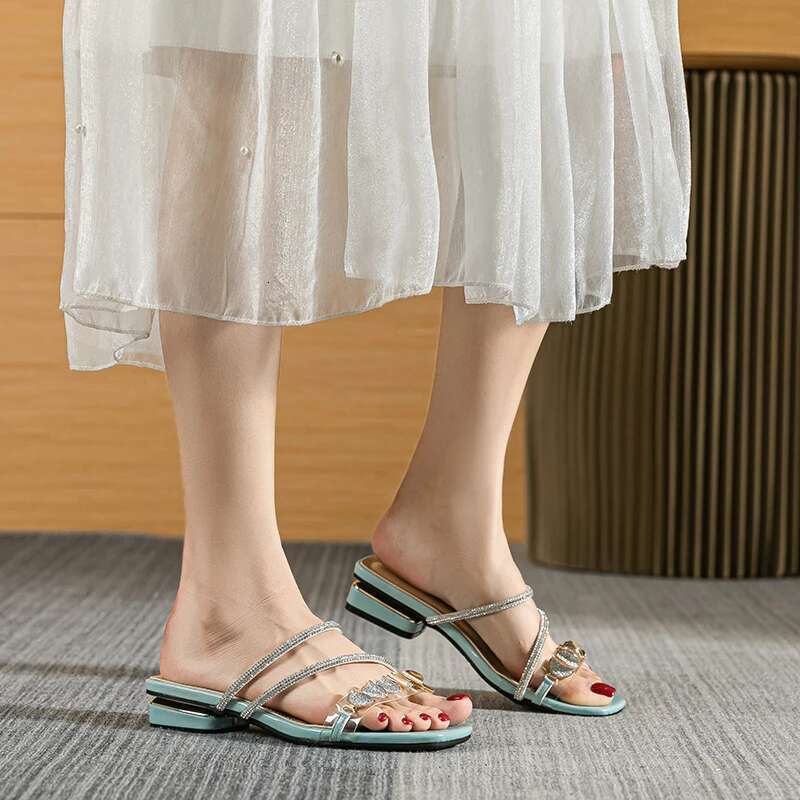 summer new 2025 women's slippers outdoor sandals casual flat shoes Stylish metal design Korean style office wear Large size 43