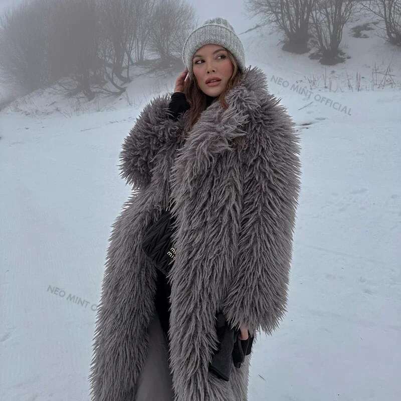 Neo Mint Extra Long Lamb Teddy Coat Women 2024 Winter Ladies Mob Wife Style Oversized Chunky Faux Fur Jacket Overcoat