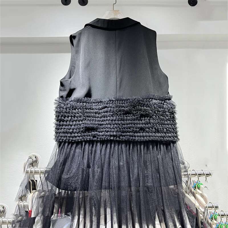 Streetwear Style Blaze Waistcoats Spliced Mesh Design Sleeveless Loose Women Black Mid Length Vest 2025 Spring New O4630