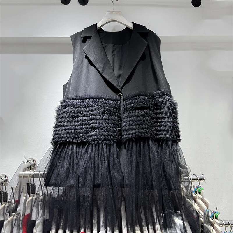 Streetwear Style Blaze Waistcoats Spliced Mesh Design Sleeveless Loose Women Black Mid Length Vest 2025 Spring New O4630