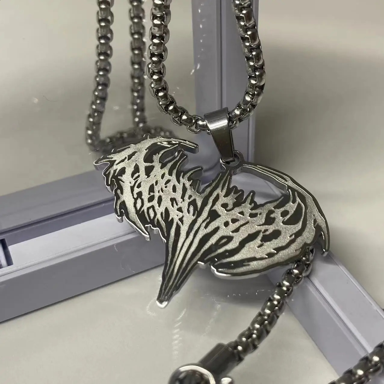 Steel Hip Hop Personality Item Pendant Chain European and American Fashion High Quality Necklace Hoodie Accessories 250228