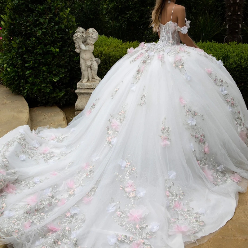 White Quinceanera Dresses Ball Gown Off Shoulder Applique Lace Bow Beads Tull Corset Sweet 16 Dress Vestidos 15 De Anos