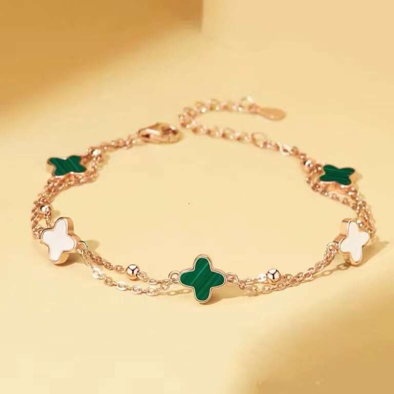 designer Clover double-layer girls, five wer bracelet for girlfriends, light jewelry, Instagram niche design, 2024