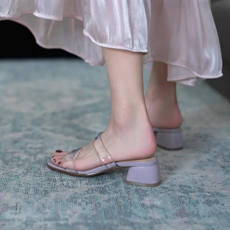 Peep Toe Womens Summer Slippers est Style Fashion Thick Heel Women Slippers Mid-heel Transparent Female Sandals 250228