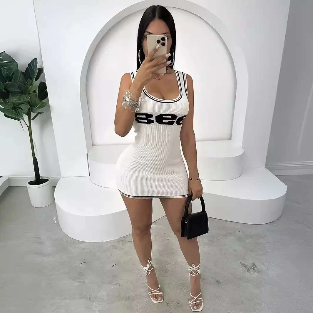 2025 Summer New Designer Women's Knitted Sexy Street Wear Sleeveless Low cut Dress Letter Strapless Sport
