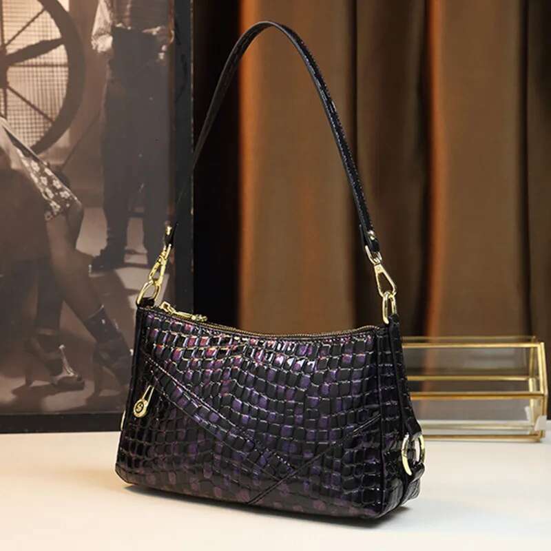 Genuine Leather Women's Handbags Small Underarm Bag Color Changing Portable Fashion Design Shoulder Bags New