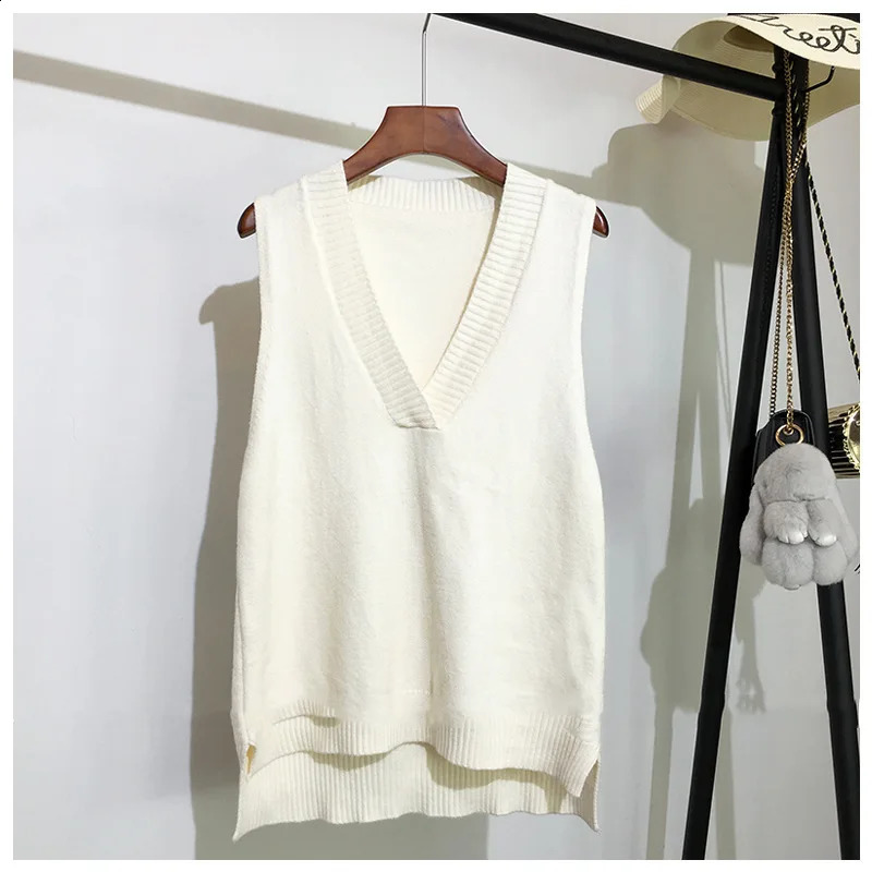 Vneck knitted vest womens sweater autumn and winter item Korean loose wild sleeveless 250225