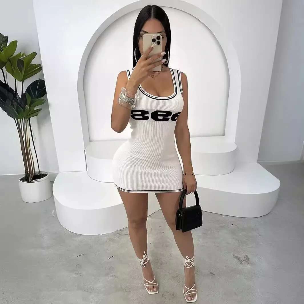 2025 Summer New Designer Women's Knitted Sexy Street Wear Sleeveless Low cut Dress Letter Strapless Sport