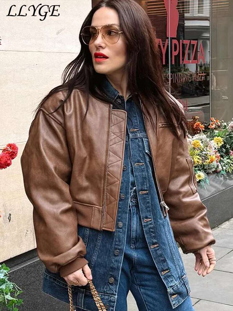 Designer Fashion Imitation Leather Bomber Jacket Women Loose O-Neck Zipper Short Coats 2024 Autumn Lady Vintage Locomotive Style Outwear