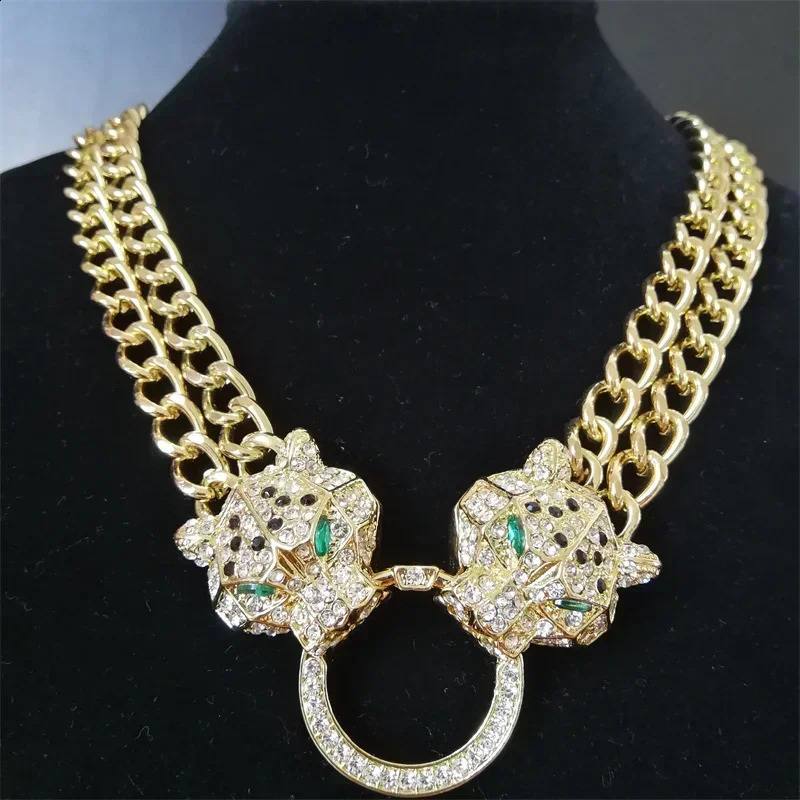 Hip Hop Crystal Double Leopard Head Pendant Necklace With Double Cuban Chain For Men Women Fashion Panther Jewelry drop 250228