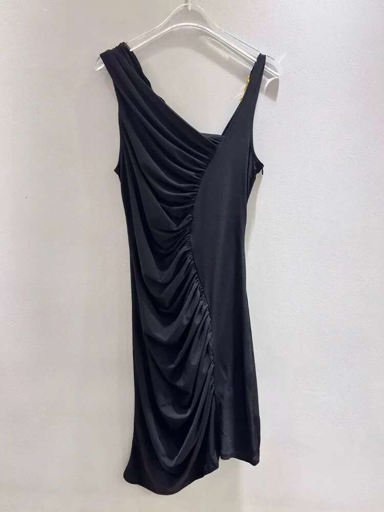 Metal Buckle Diagonal Shoulder 2024 Summer Women's With Irregular Pleats And Waist Black Sexy Dress