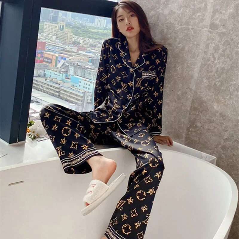 2025 New Large Pamas Women's Letter Printed Women's Home Clothes 2-piece Set Open Collar Woolen Sweater Long Sleeve Wearable Designer Women&