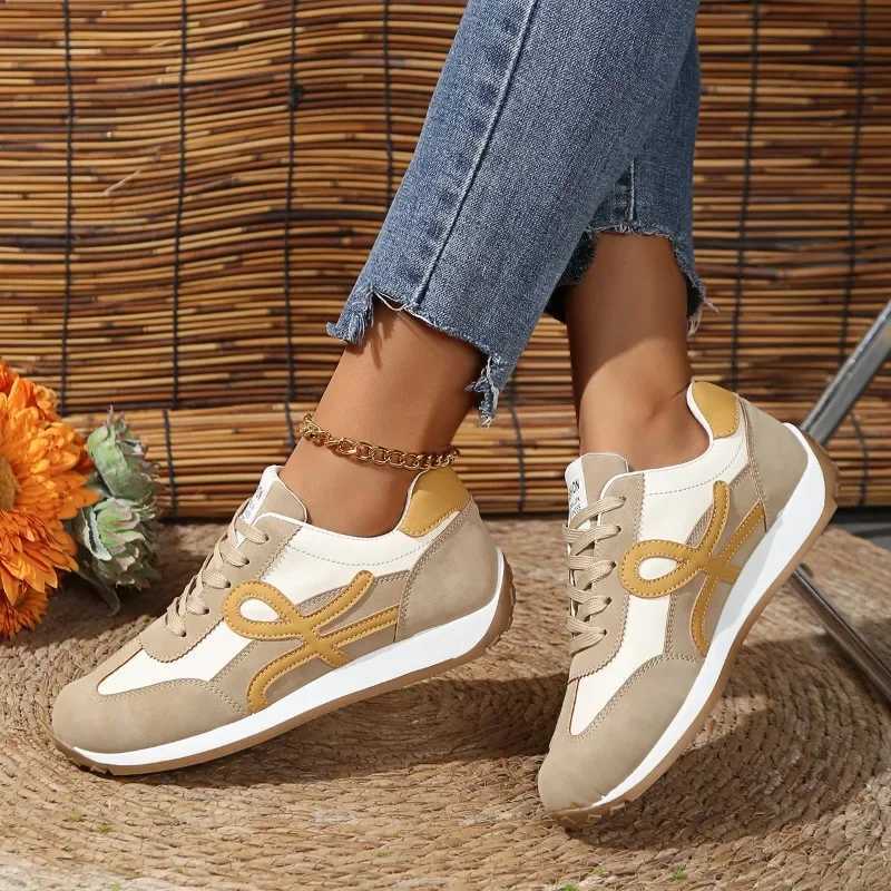 Fem 2024 Plus Size Wens Vcanize Lace Up hot Wen Sneakers Mixed Round Toe Flat with Ladies Casual Shoes Z250301