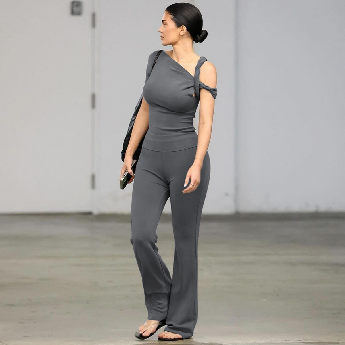 Hot Selling Women's Clothing New4 Summer New Product Fashionable Slanted Collar Single Shoulder Short Sleeved Top Slim Fit Pants Set
