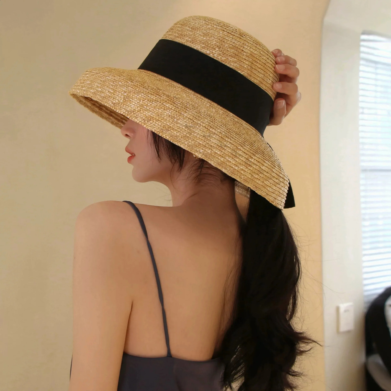 Summer Womens Wheat Straw Hat Female Wide Brim Sunshade Panama Lady Classic Flat Webbing Sun Hats Seaside Vacation Beach Hat 250227