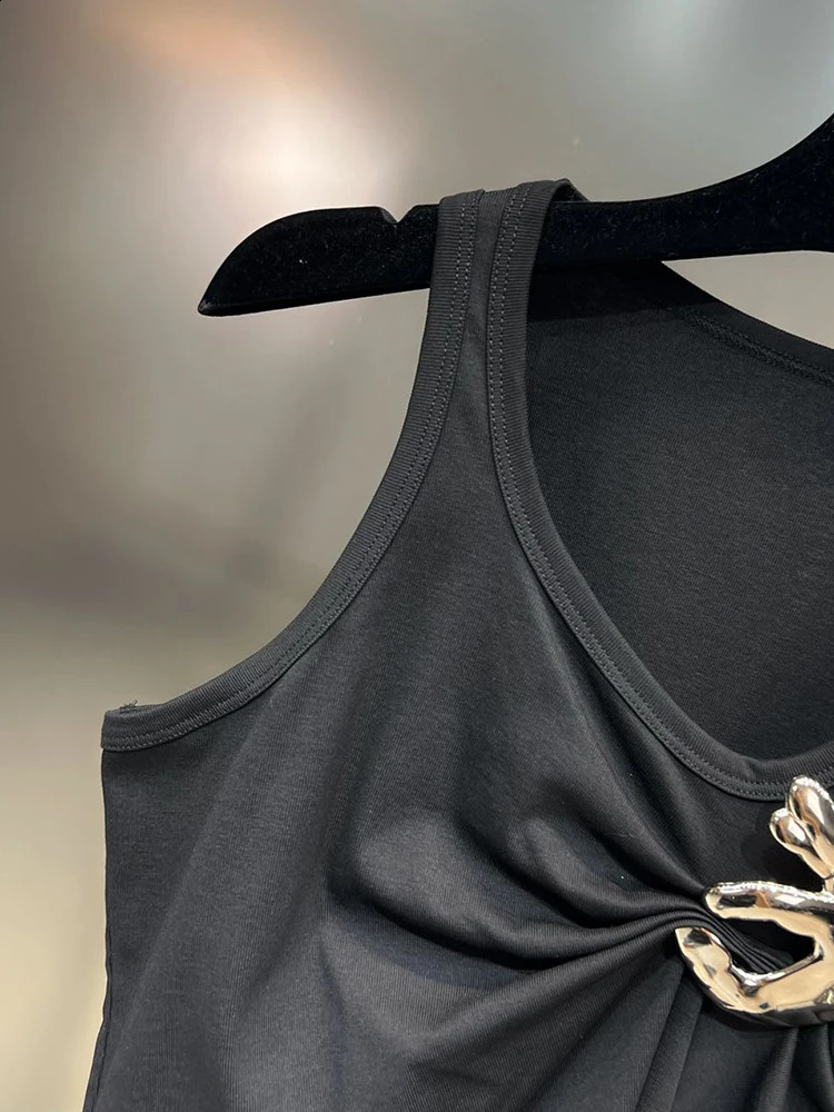 DEAT Trendy Fashion Womens Solid Color Wrinkled Camisole 2025 Spring Items Round Neck Sleeveless Tank Top Female 11XX7428250222