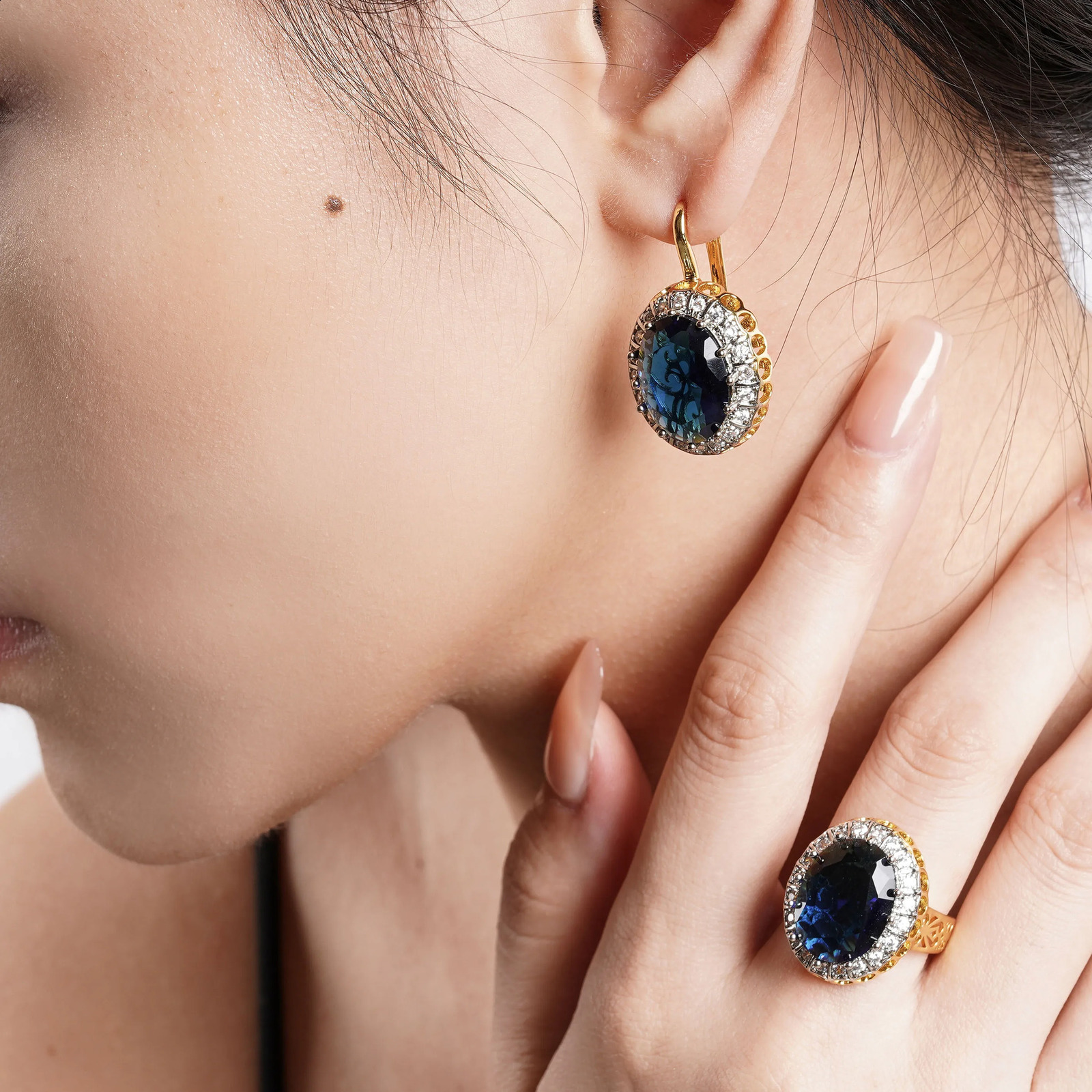 Ellipse inlaid vermiculite suit ring earrings Copper grade 18K gold fashion jewelry banquet accessories 250228