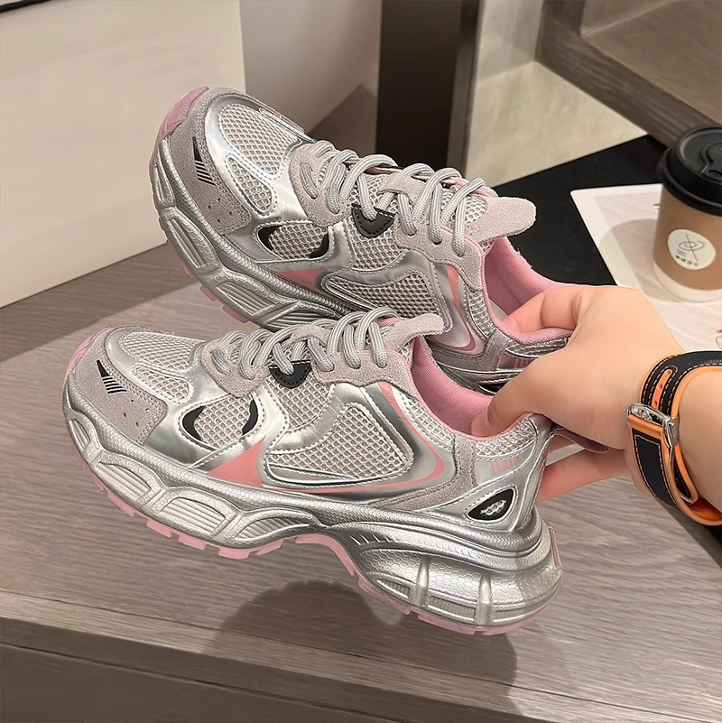 Designer shoes Free shipping designer Running Shoes for woman 2025 new sport outdoor Breathable Massage Height Increasing pink shoes