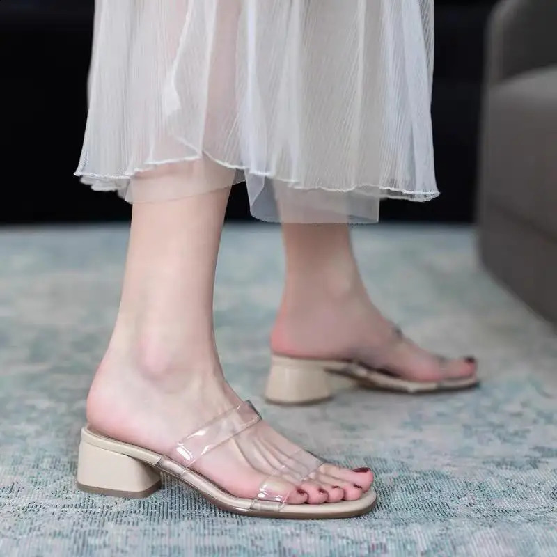 Peep Toe Womens Summer Slippers est Style Fashion Thick Heel Women Slippers Mid-heel Transparent Female Sandals 250228