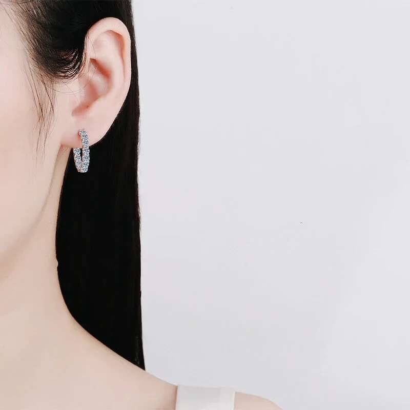 URLOVER D Color Moissanite Earrings Round Cut Lab Created Dia 100% Sterg Sliver Ear Clip for Women Fine Jewelry Gifts