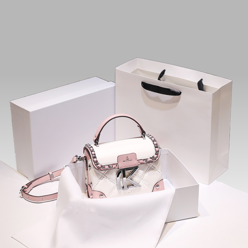 2025Rivet Quilted Handbag with Contrast Color Women's High Quality and Luxury Leather Crossbody Bag for dating and shopping